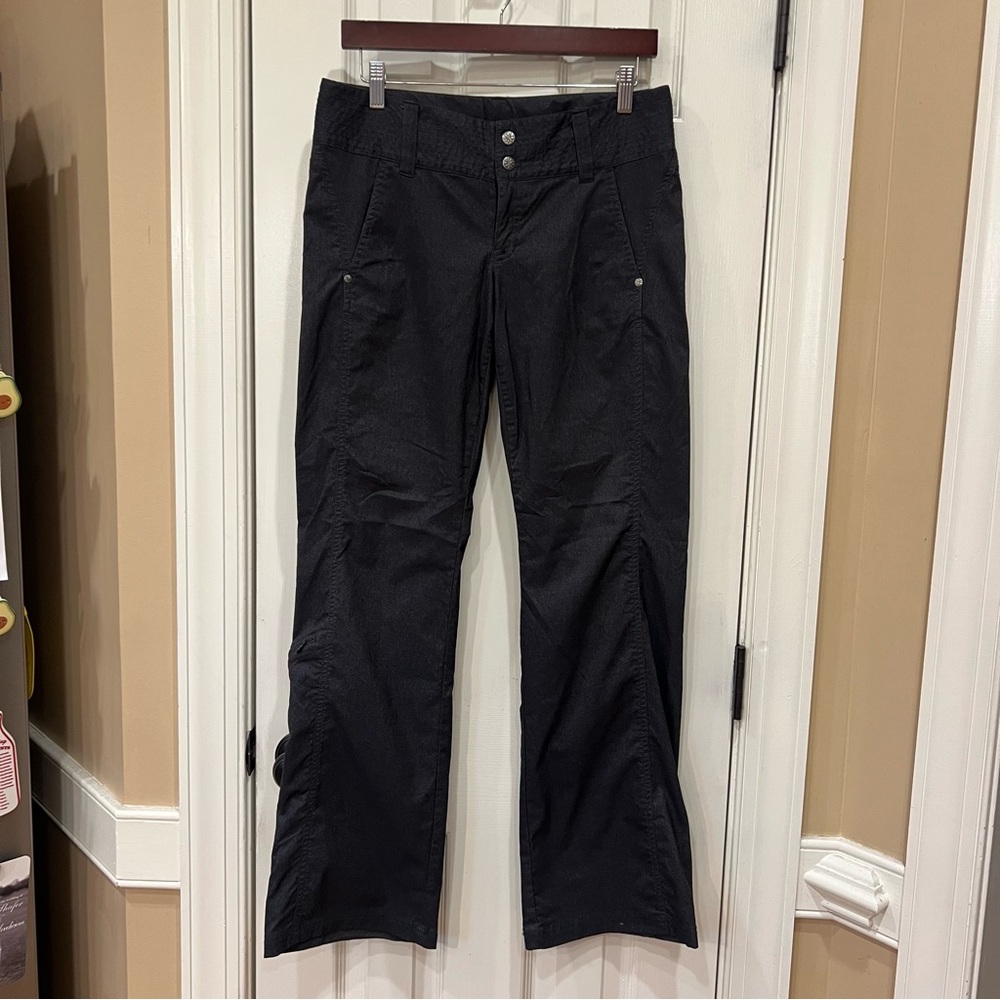 Like New ATHLETA Hendiwoods Hiking Pants Flap Pockets Bootcut Gray Women’s 6